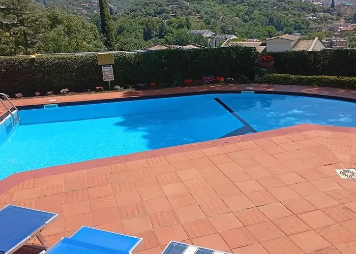 La Casa Di Sole By Portofinovacanze Lägenhet Rapallo